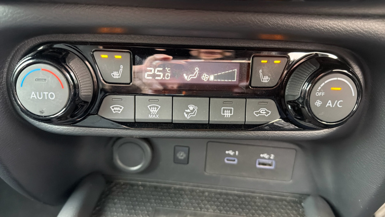 Nissan Juke 1.6 Hybrid Tekna 5dr Auto Hybrid Hatchback